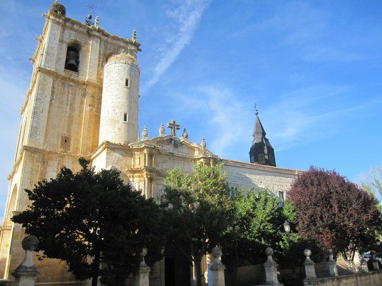 Iglesia Parroquial de Santa Agueda