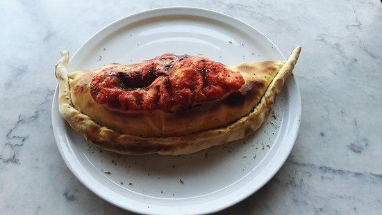 Pizzeria La Cosa Nostra