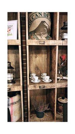 Roma Bakery Cafe