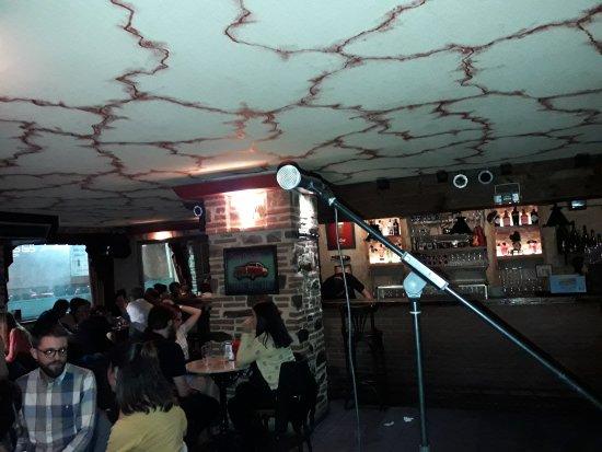 Las Cavas Del Champan