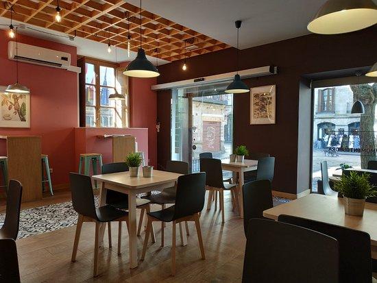 Bora Bistro Cafe