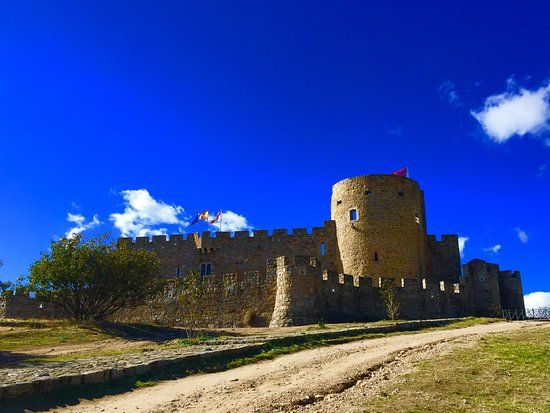 Castillo de La Adrada